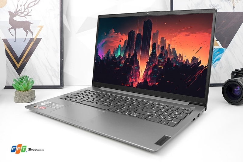 2024_4_20_638492170710888655_Lenovo V15 G4-3.jpg